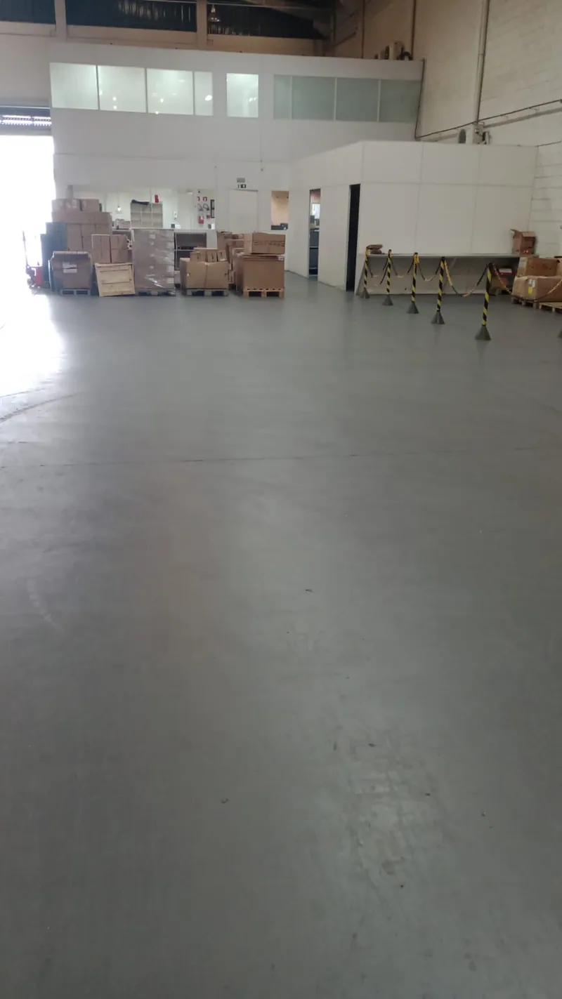 Resultado da pintura em piso industrial